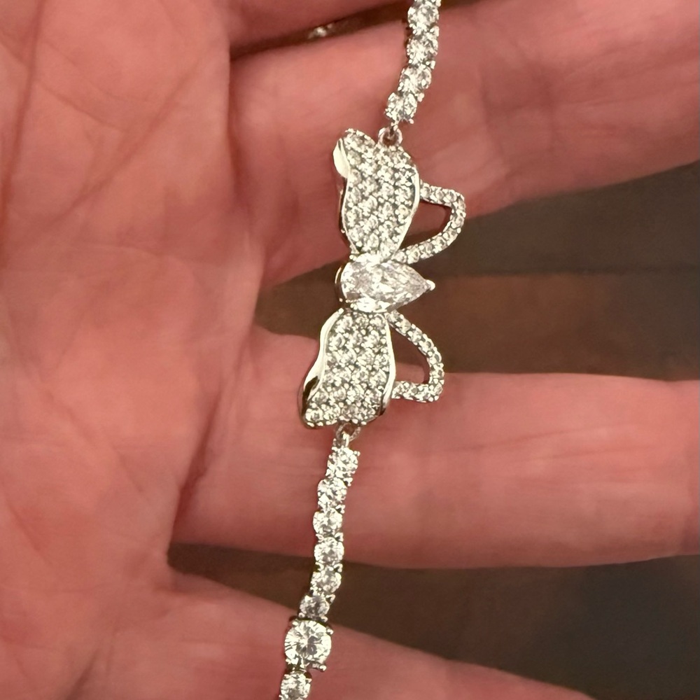 Elegant Silver tone CZ Bow Bracelet